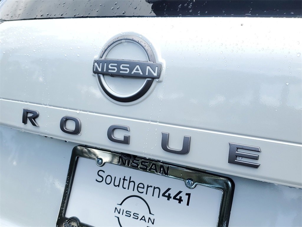 New 2026 Nissan Rogue SV image 9