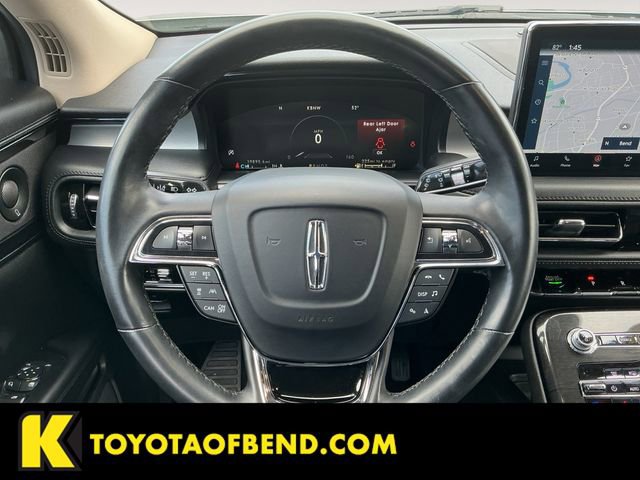 Used 2023 Lincoln Nautilus Reserve image 12