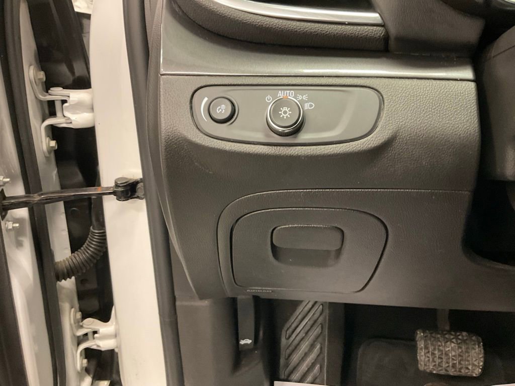 Used 2019 Buick Encore Preferred image 14