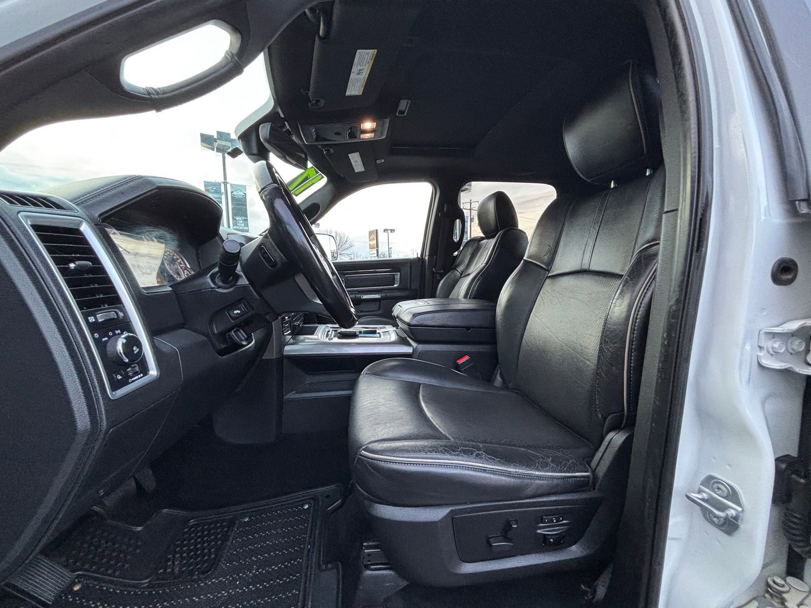 Used 2017 RAM 1500 Limited AWD/4WD image 12