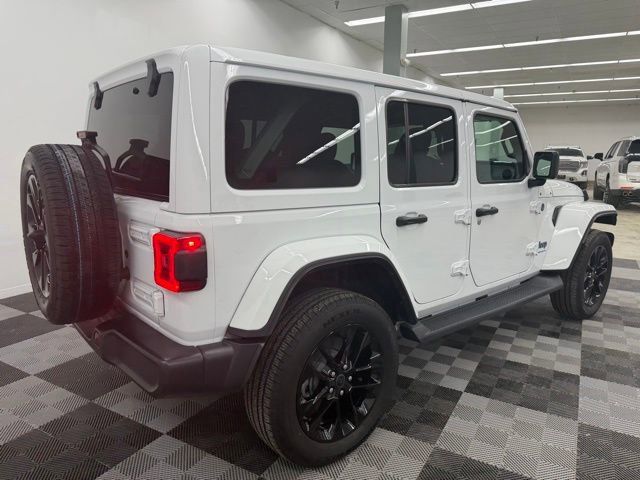 Used 2025 Jeep Wrangler Unlimited Sahara image 8