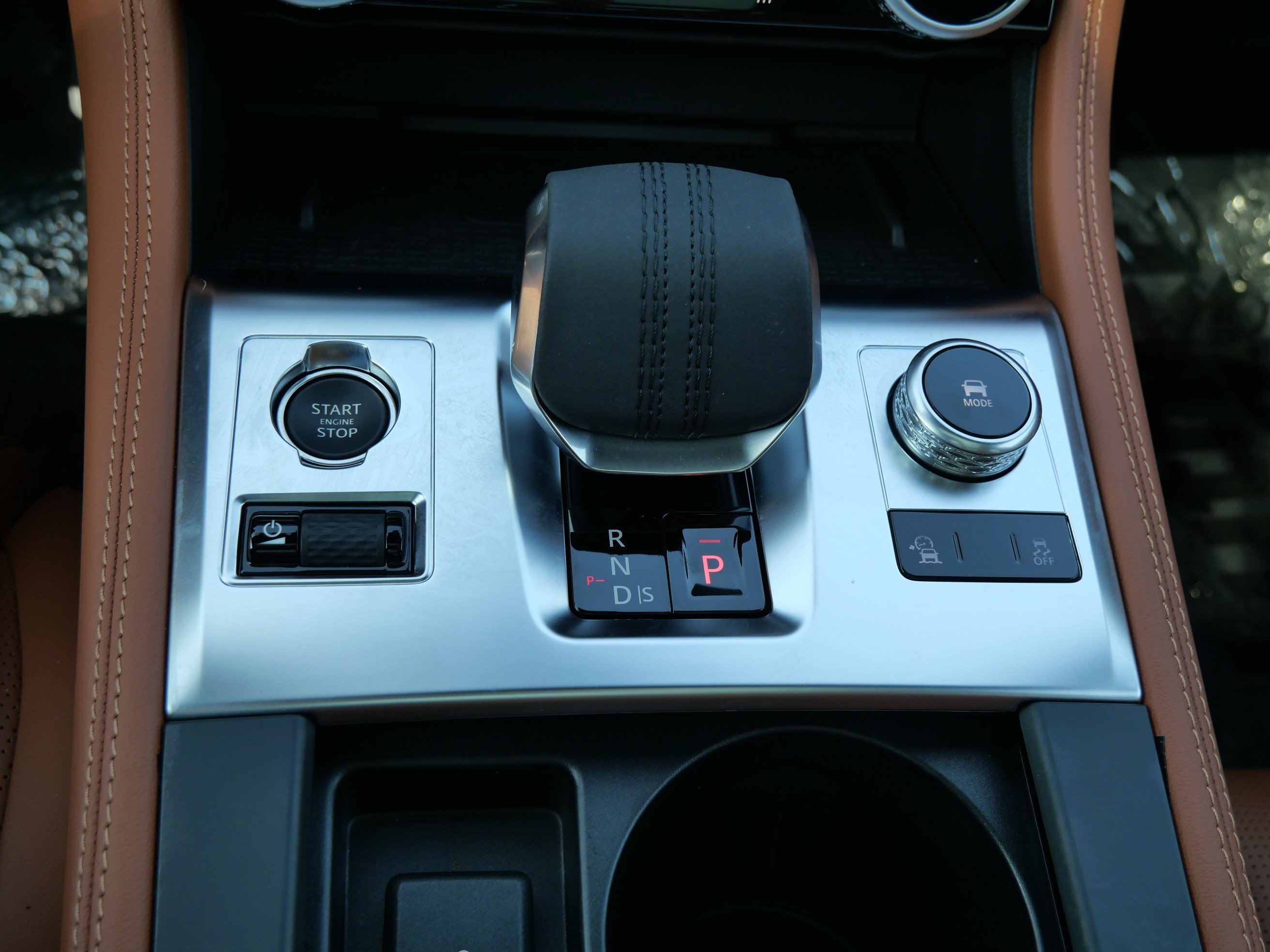 Certified 2026 Jaguar F-PACE R-Dynamic S AWD/4WD image 21