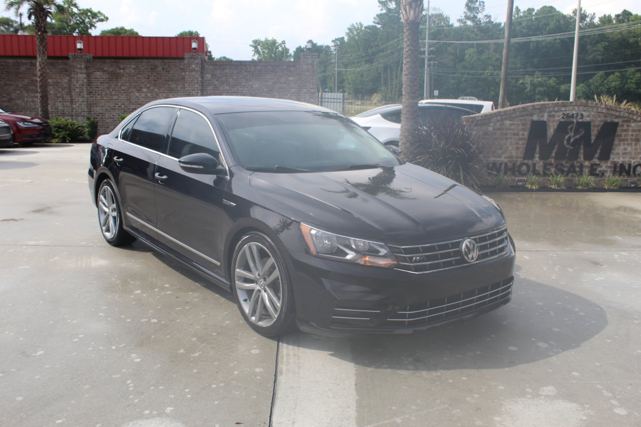 Used 2017 Volkswagen Passat 1.8T R-Line image 5