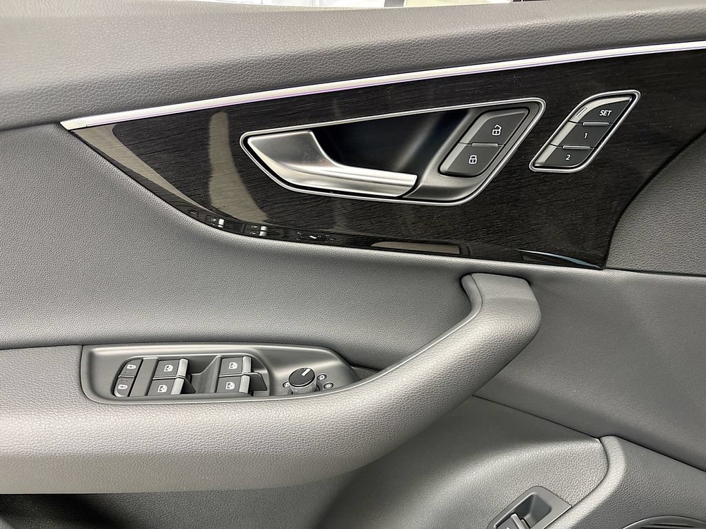 New 2026 Audi Q7 2.0T Premium AWD/4WD image 22