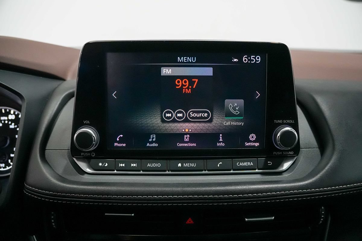Used 2021 Nissan Rogue SL FWD image 14