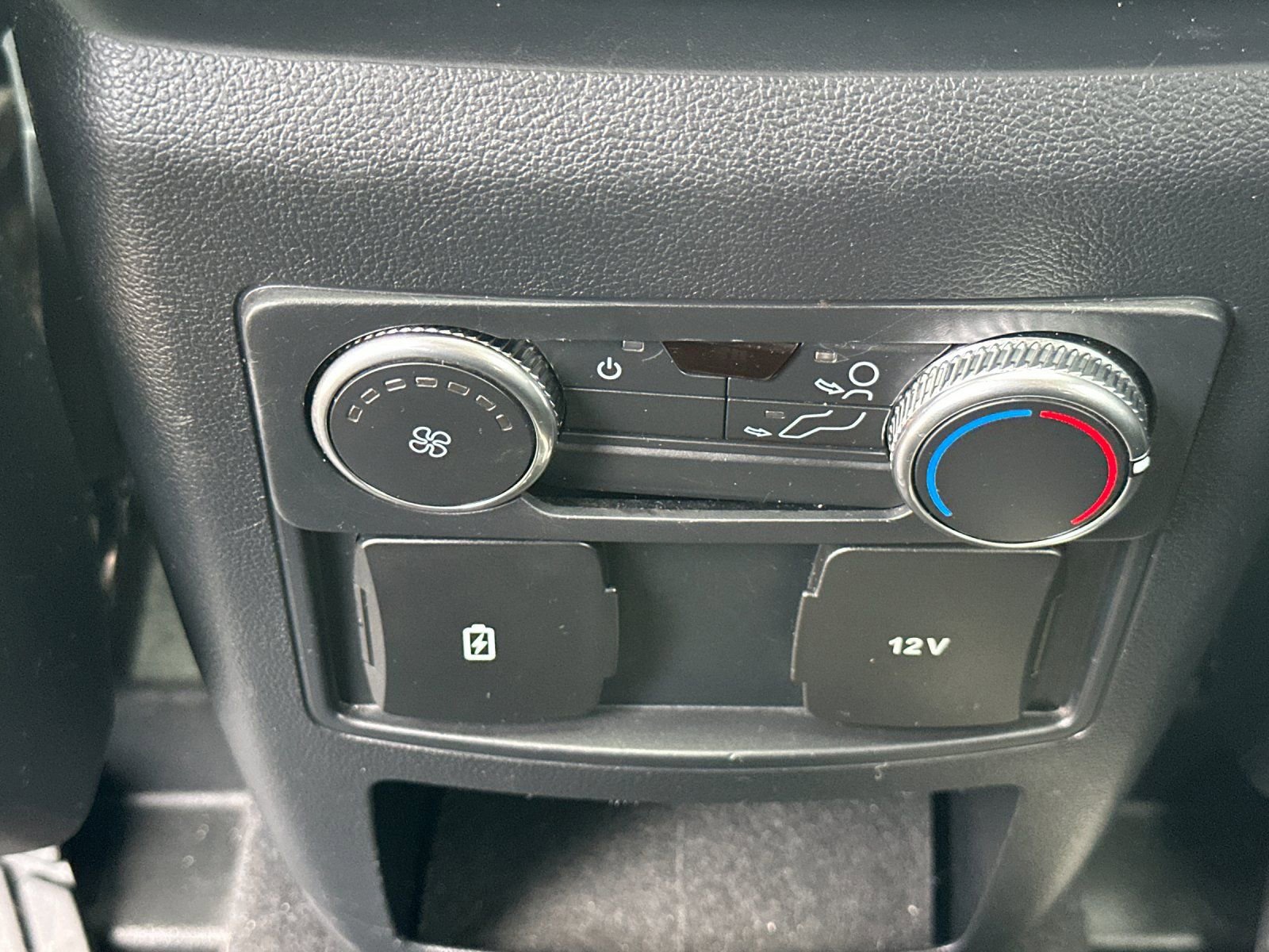 Used 2021 Ford Explorer XLT w/ Equipment Group 202A image 16