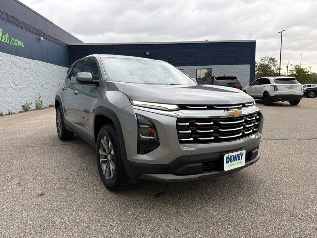 Used 2026 Chevrolet Equinox LT AWD/4WD image 7