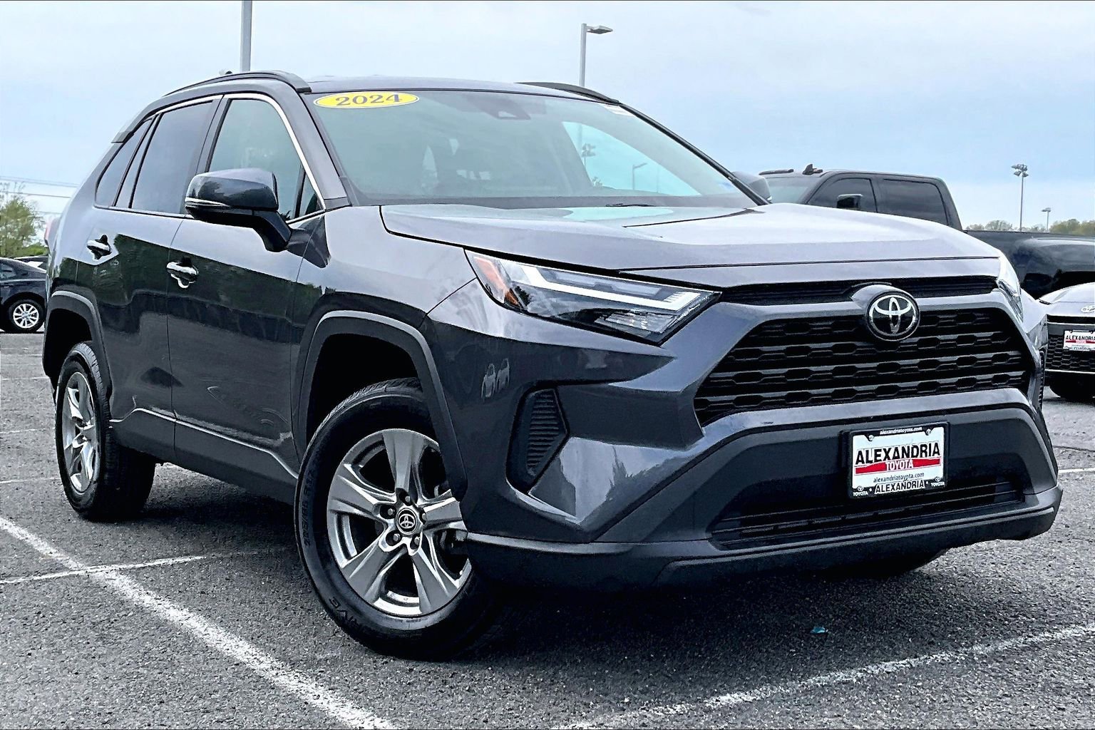 Used 2024 Toyota RAV4 XLE image 2