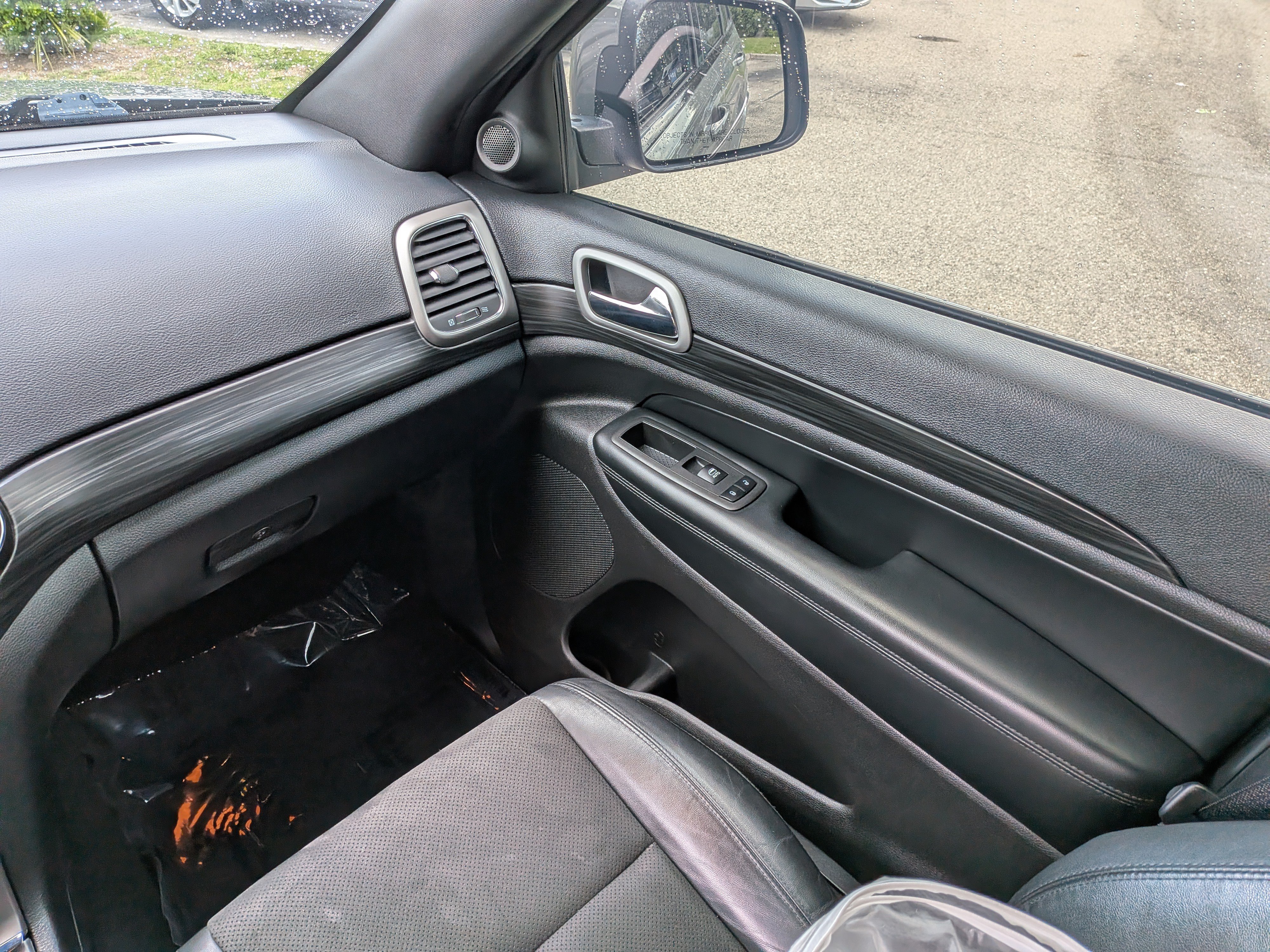 Used 2021 Jeep Grand Cherokee Laredo X AWD/4WD image 19