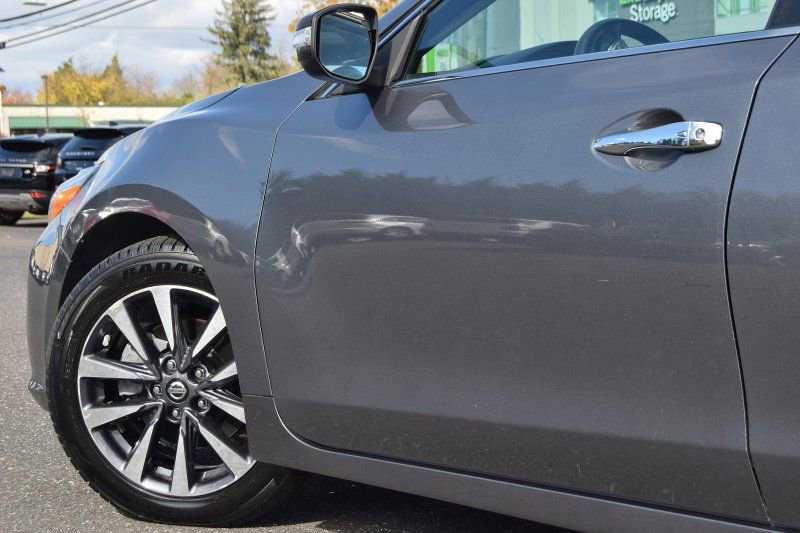 Used 2018 Nissan Altima 2.5 SV image 9