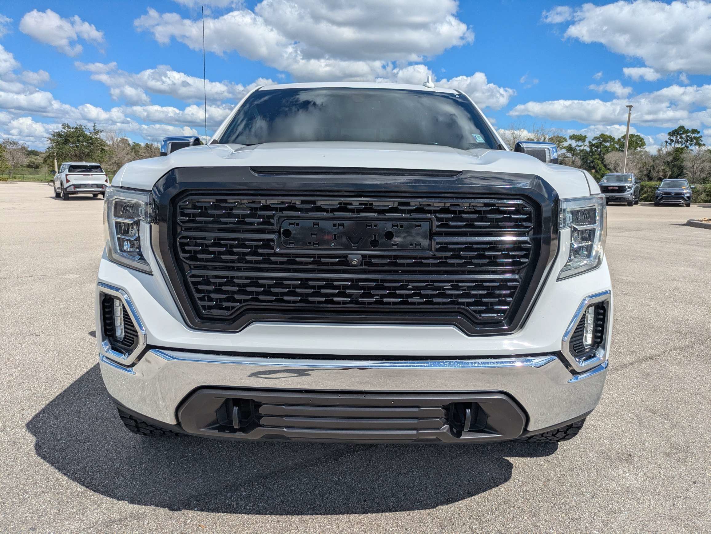 Used 2019 GMC Sierra 1500 SLT w/ SLT Premium Package AWD/4WD image 10