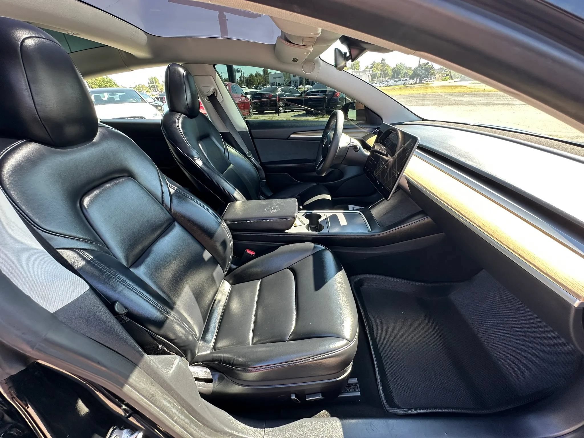 Used 2021 Tesla Model 3 Standard Range Plus RWD image 13