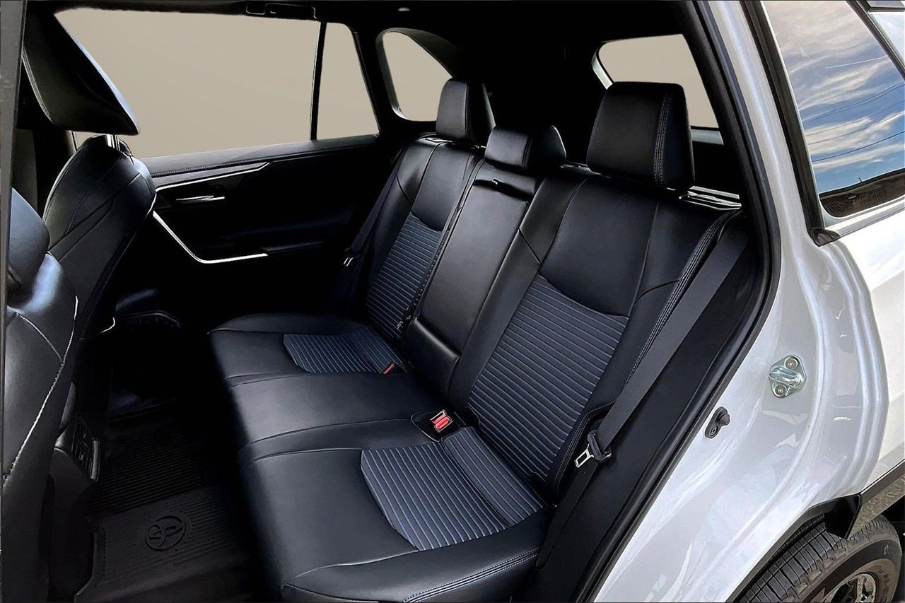Used 2024 Toyota RAV4 XSE image 21