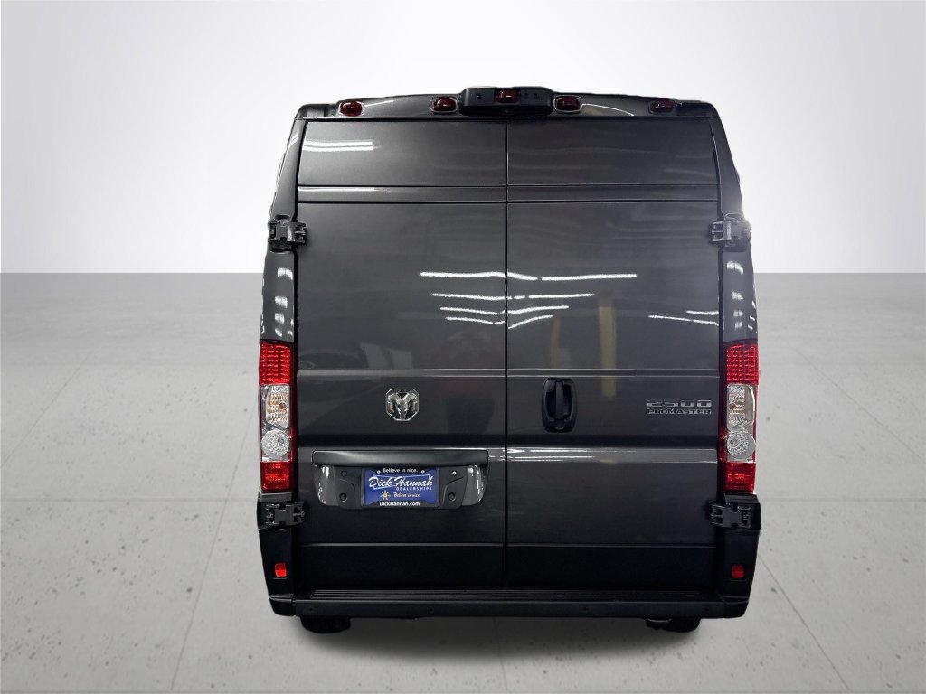 New 2026 RAM ProMaster 2500 w/ Premium Convenience Group FWD image 7