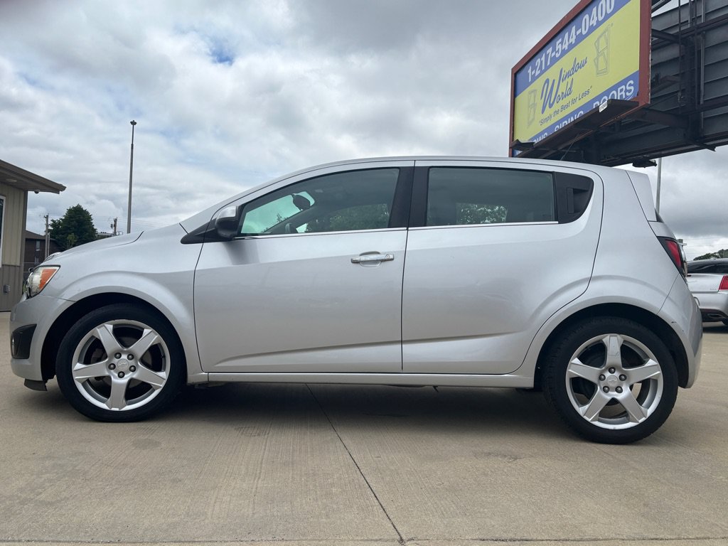 Used 2014 Chevrolet Sonic LTZ FWD image 2