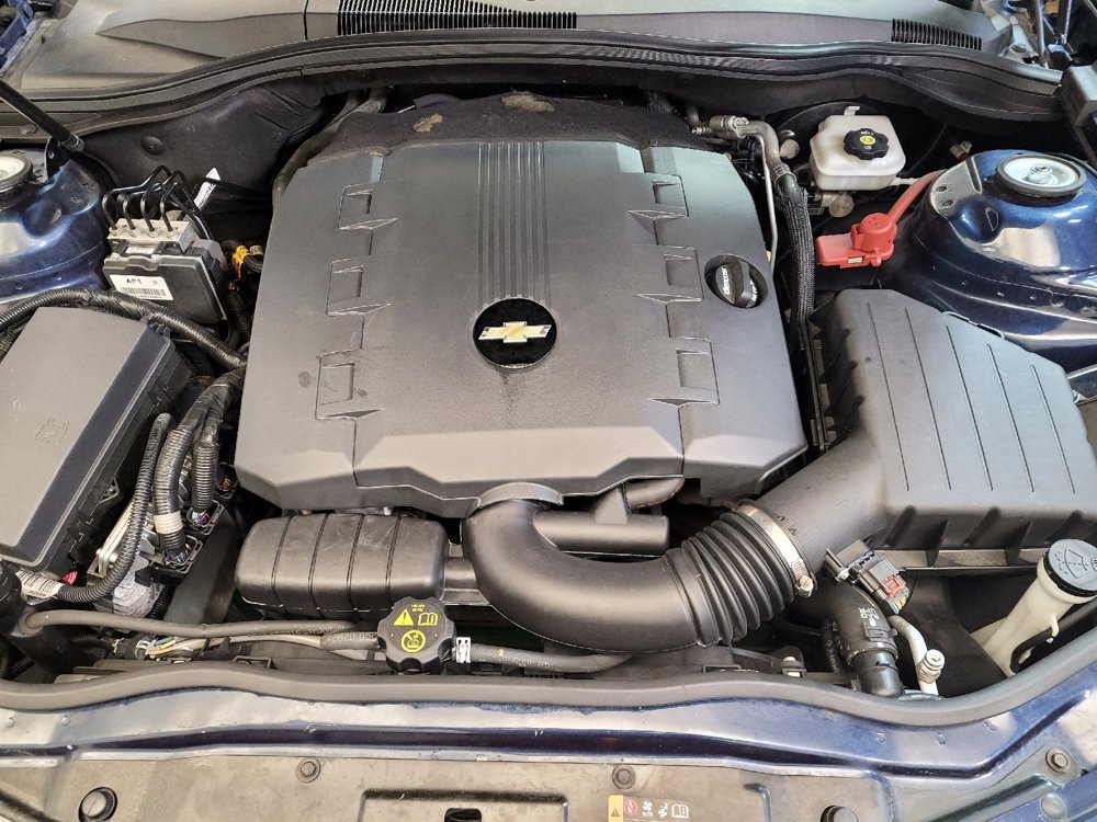 Used 2015 Chevrolet Camaro LT RWD image 30