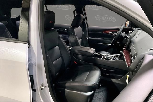 New 2026 Chevrolet Traverse Z71 w/ Enhanced Driving Package AWD/4WD image 11
