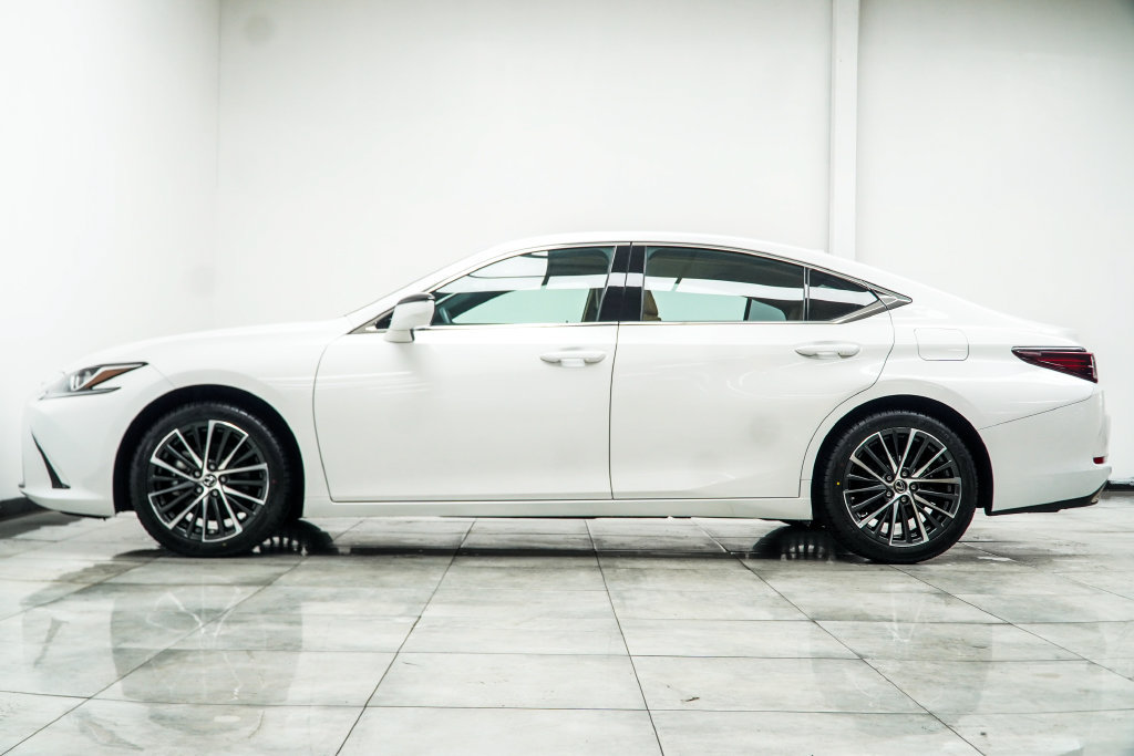 Used 2024 Lexus ES 350 w/ Premium Package FWD image 13