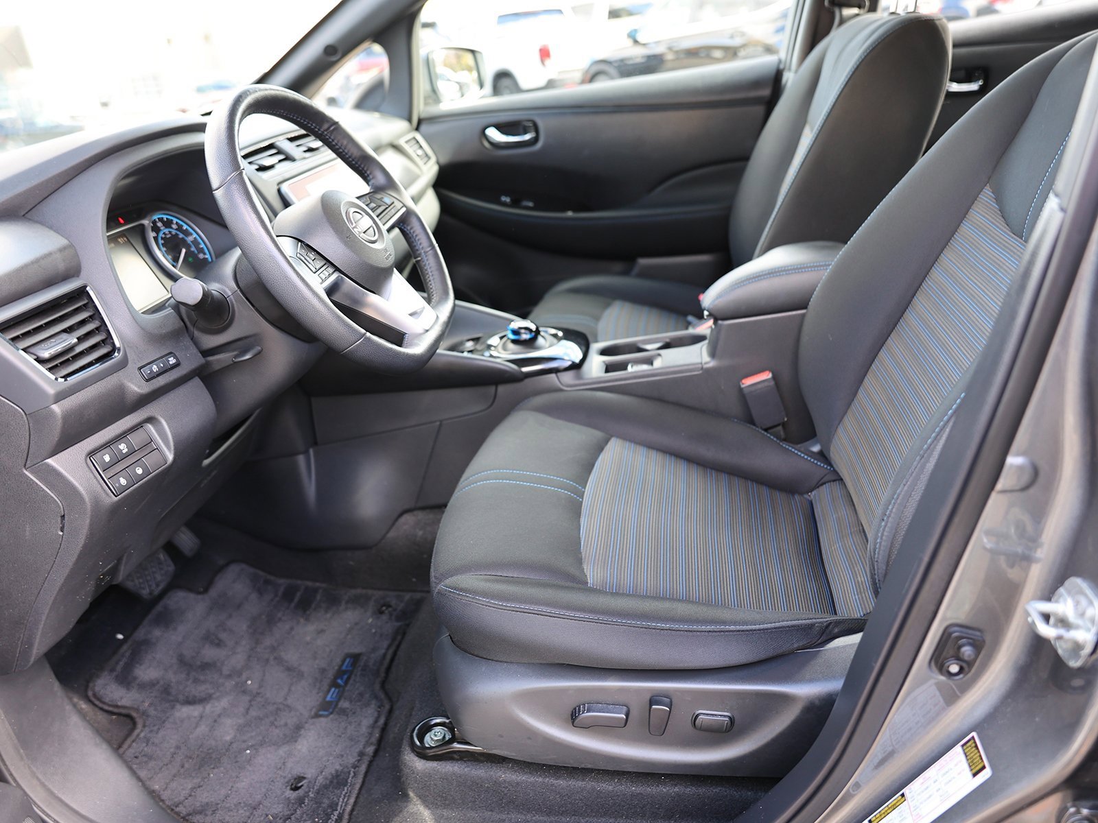 Used 2023 Nissan Leaf SV Plus image 16