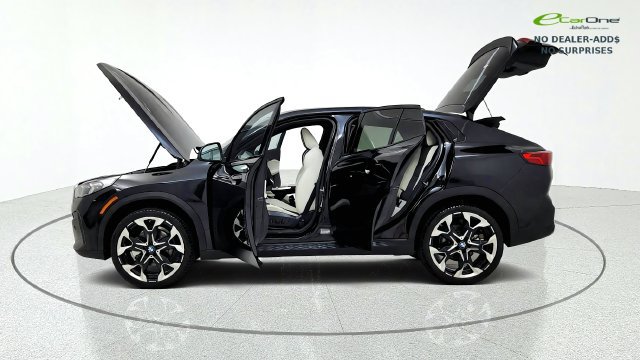 Used 2026 BMW X2 xDrive28i AWD/4WD image 15