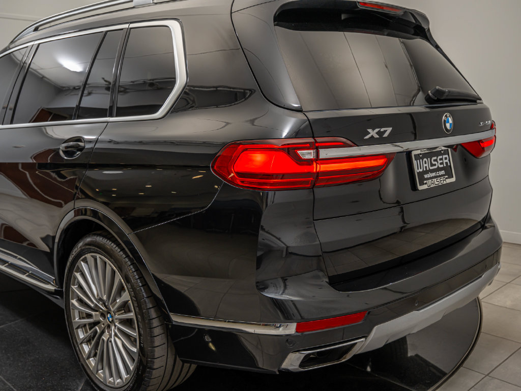 Used 2020 BMW X7 xDrive50i w/ Dynamic Handling Package AWD/4WD image 17