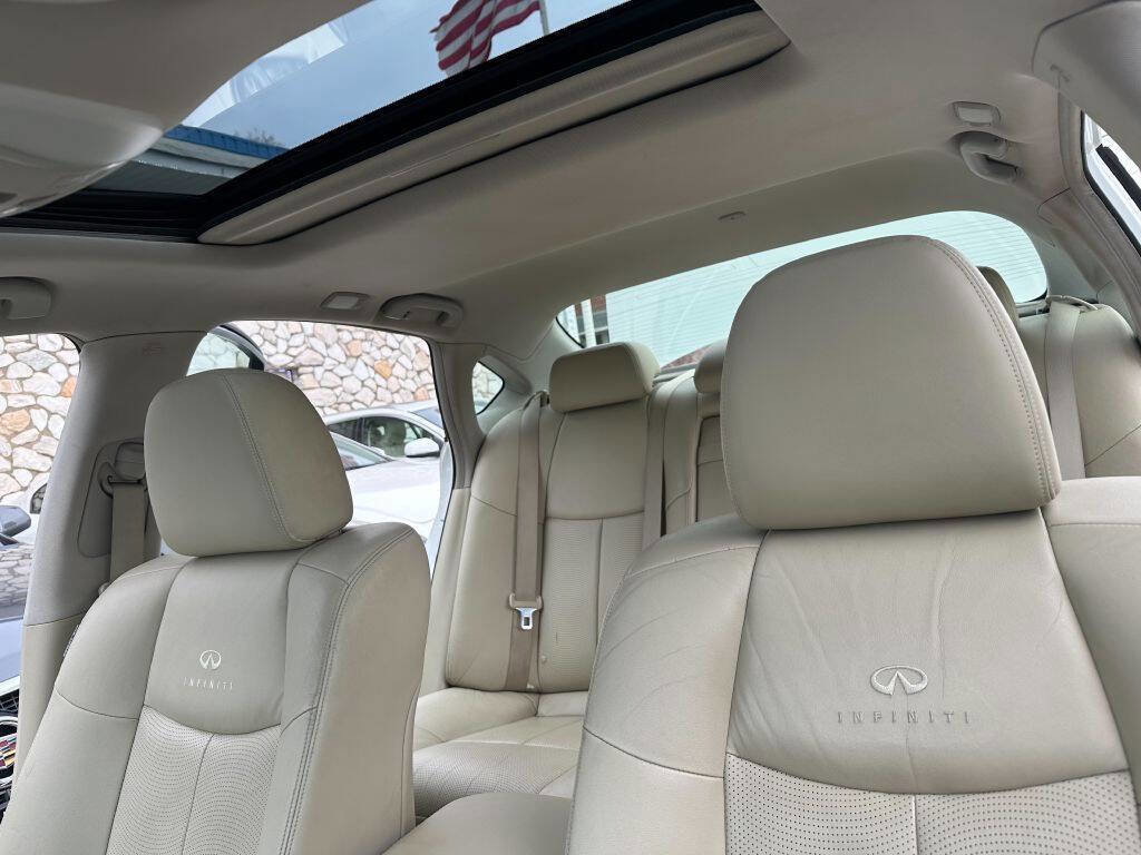 Used 2012 INFINITI M37 x w/ Premium Pkg image 10