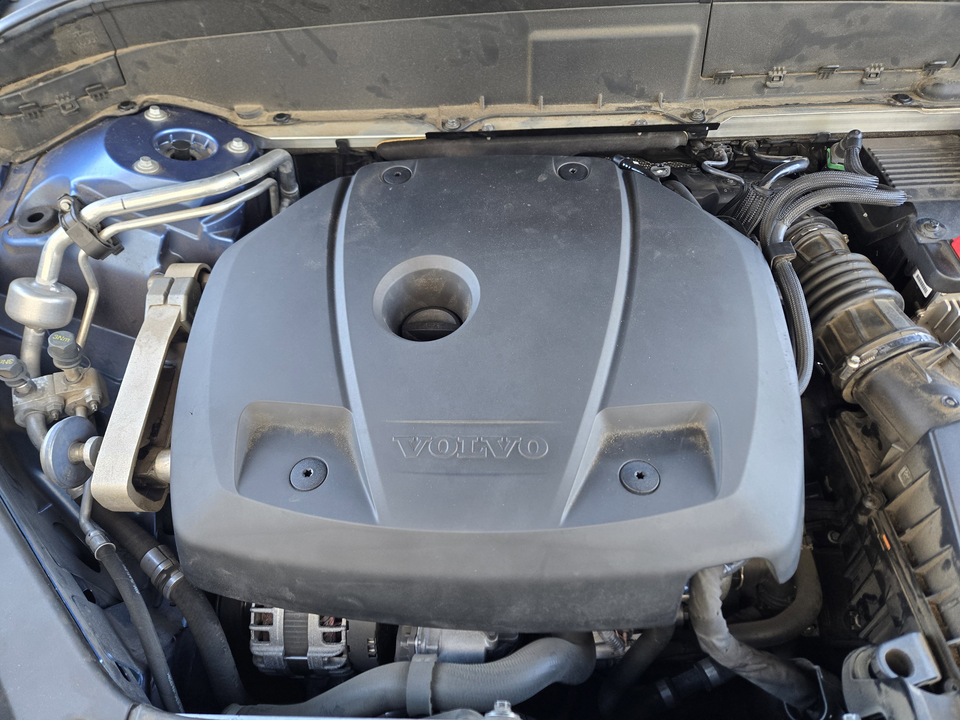 Used 2020 Volvo XC90 T6 R-Design image 42