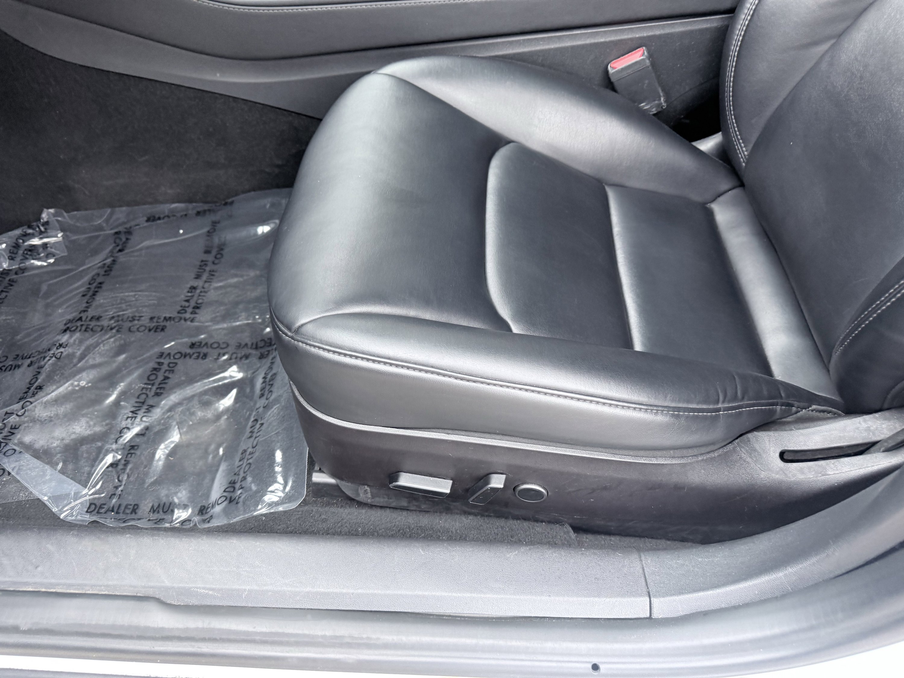 Used 2023 Tesla Model 3 Standard Range image 28