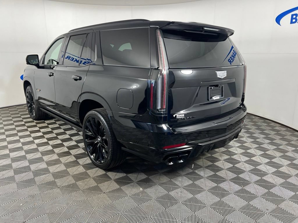 Used 2026 Cadillac Escalade V AWD/4WD image 3