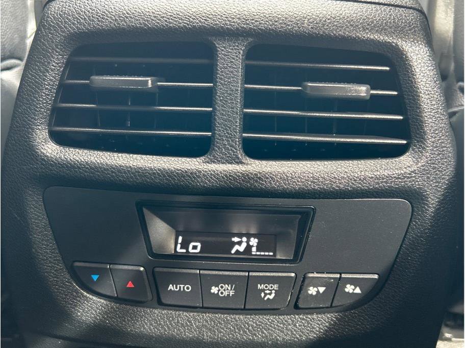 Used 2022 Honda Pilot Special Edition image 23