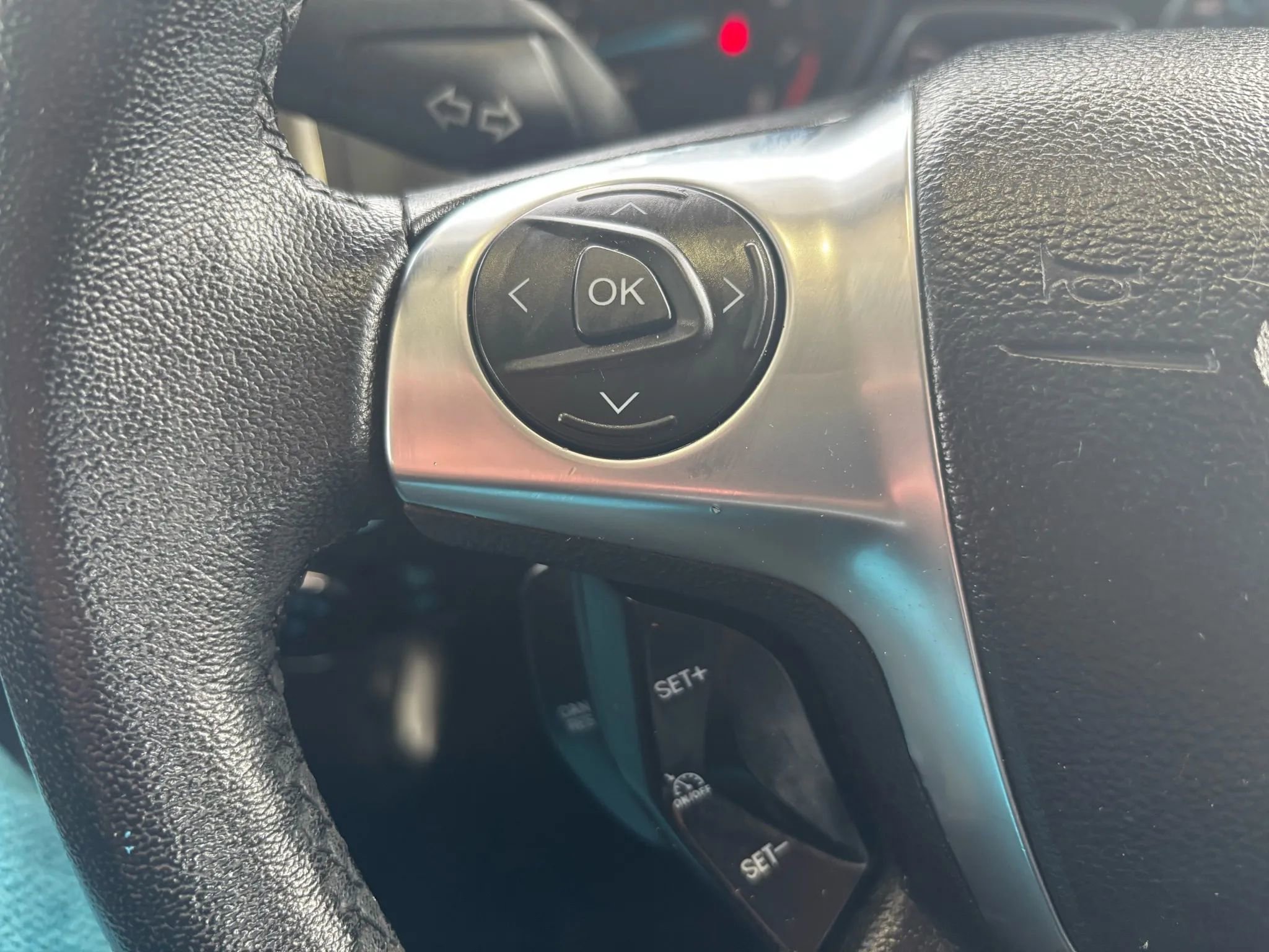 Used 2012 Ford Focus Titanium w/ Titanium Handling Pkg image 13