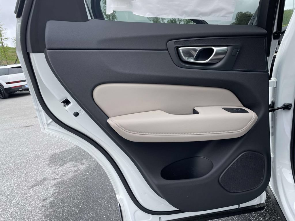 New 2026 Volvo XC60 B5 Plus w/ Protection Package Premier AWD/4WD image 2
