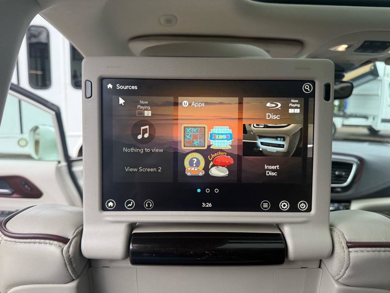 Used 2020 Chrysler Pacifica Limited w/ Tire & Wheel Group image 16