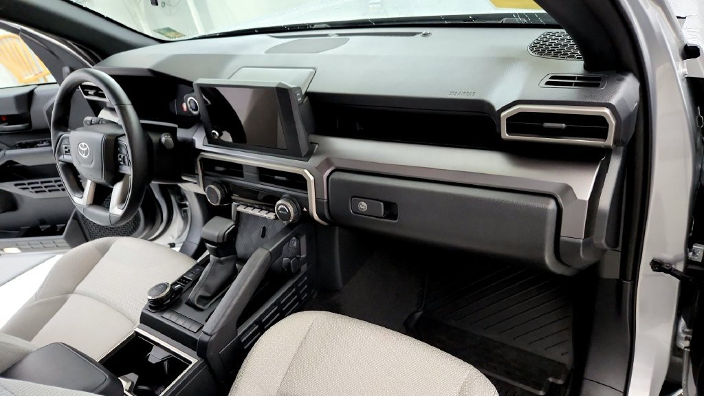 Certified 2025 Toyota 4Runner SR5 AWD/4WD image 14