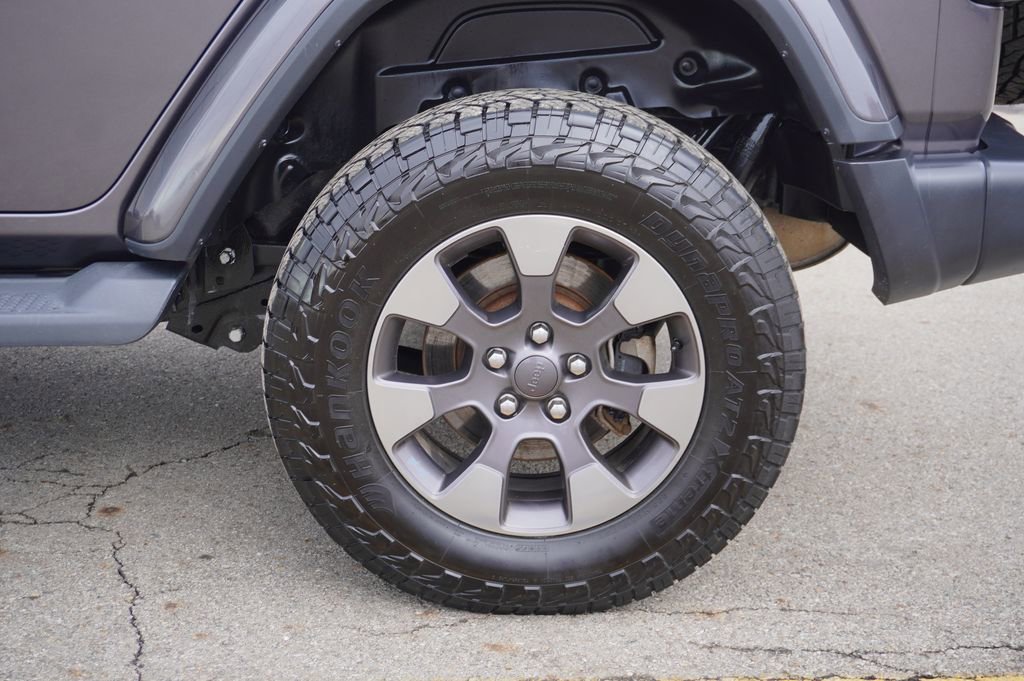 Used 2018 Jeep Wrangler Unlimited Sahara image 11