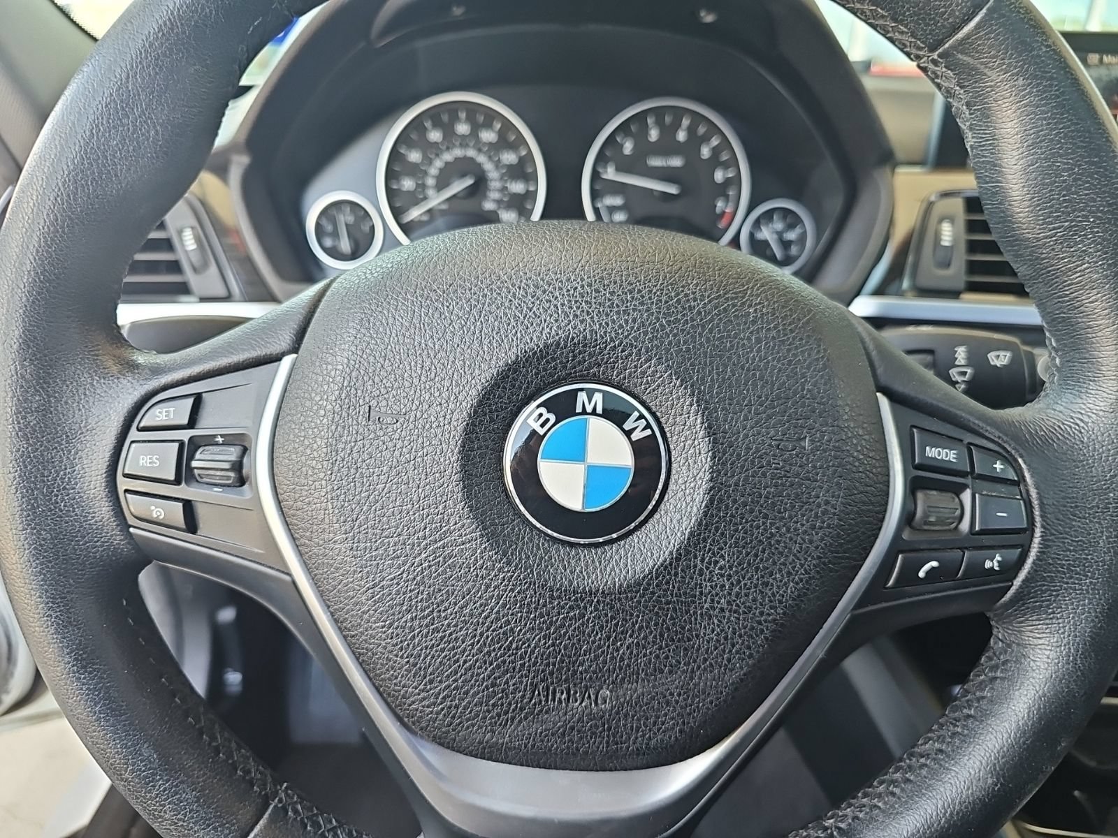 Used 2015 BMW 328i Sedan RWD image 7