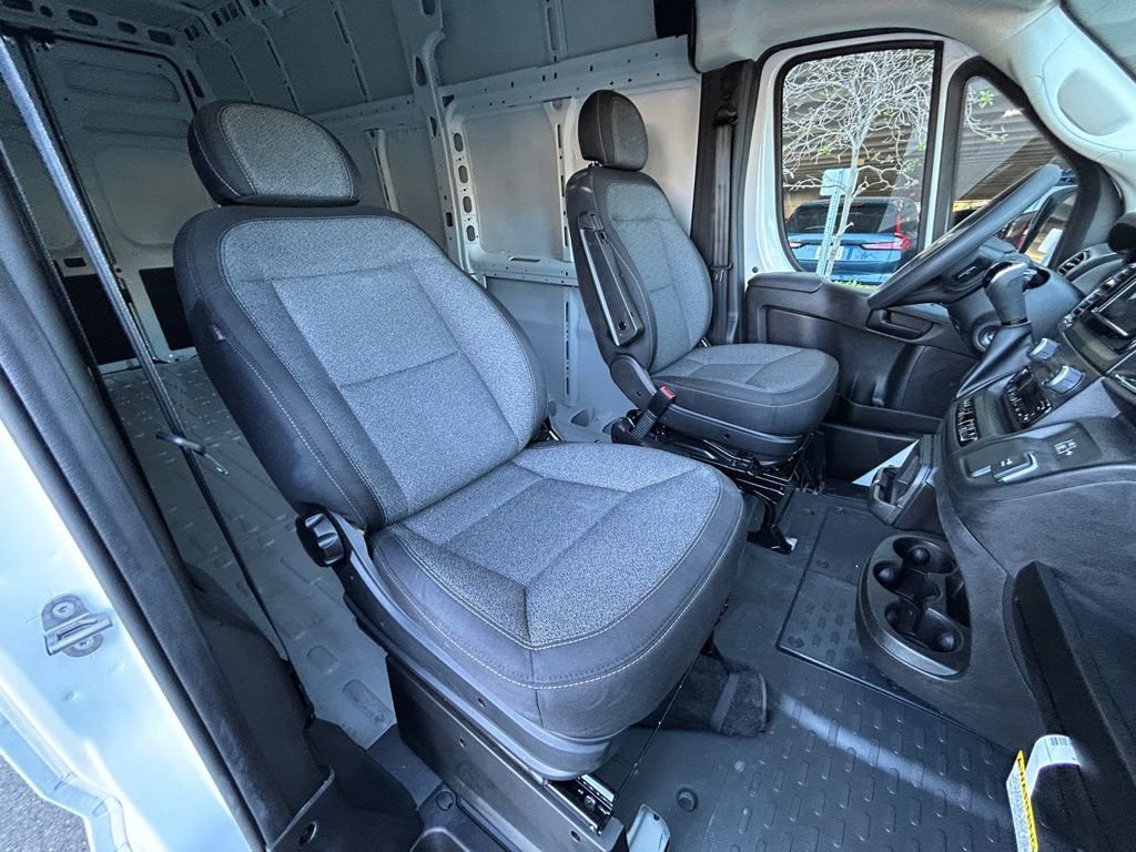Used 2025 RAM ProMaster 3500 w/ Convenience Group FWD image 34
