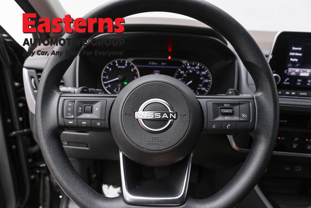 Used 2023 Nissan Rogue S AWD/4WD image 11