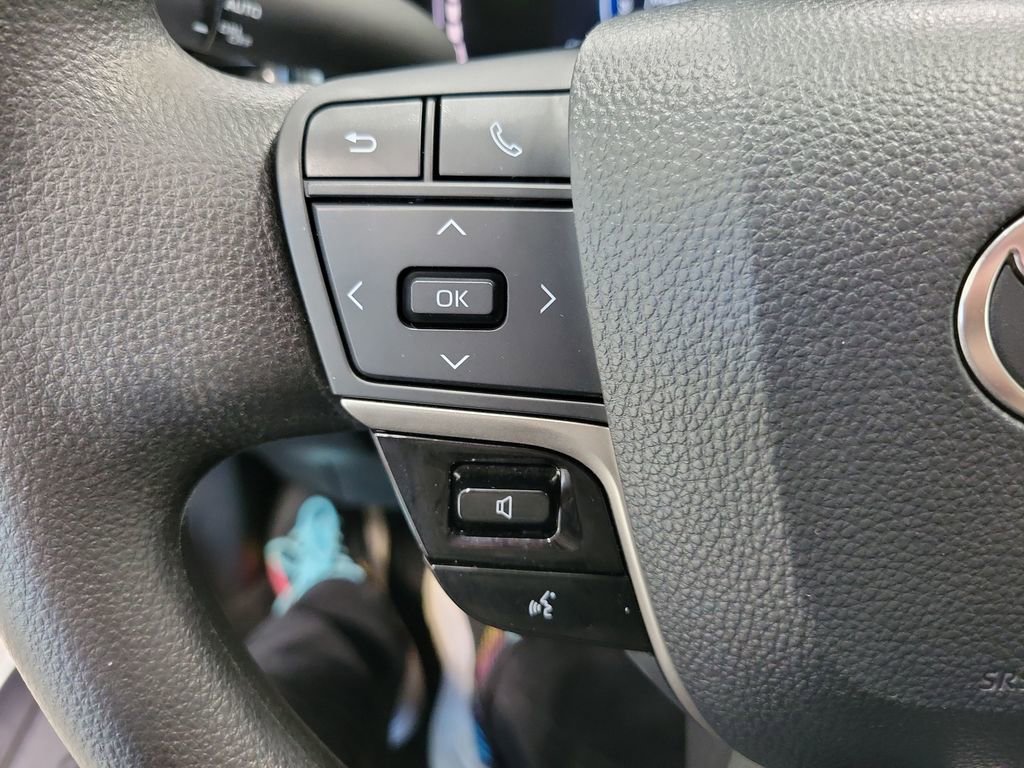 Used 2025 Toyota Camry LE FWD image 36