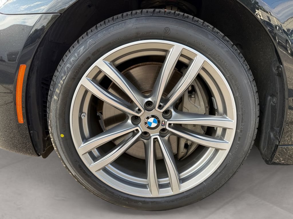 Used 2018 BMW 750i xDrive AWD/4WD image 14