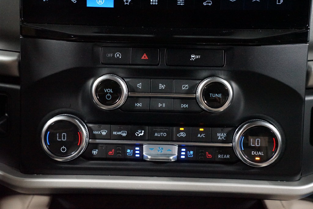 Used 2023 Ford Expedition XLT RWD image 20