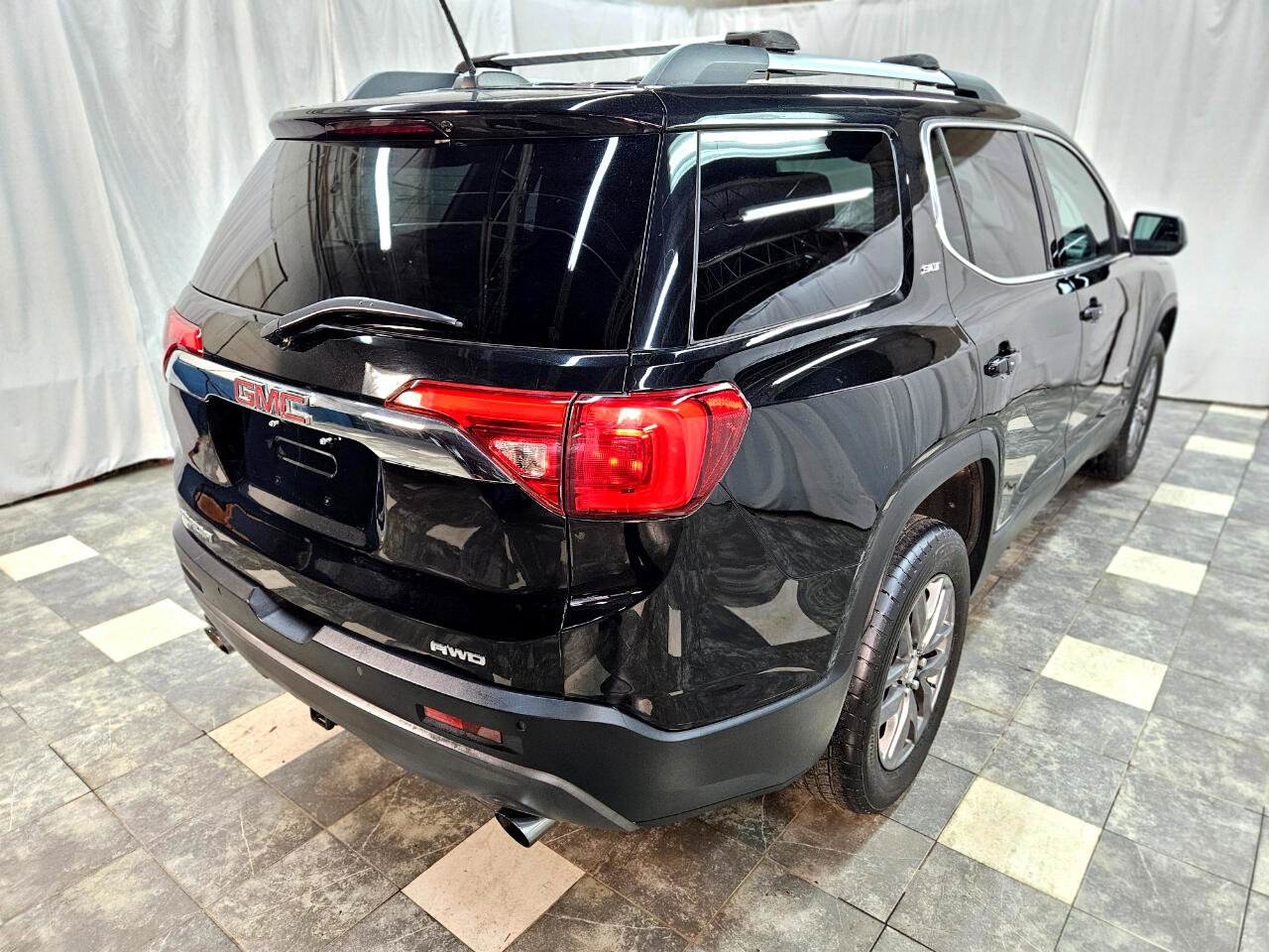 Used 2019 GMC Acadia SLT image 5