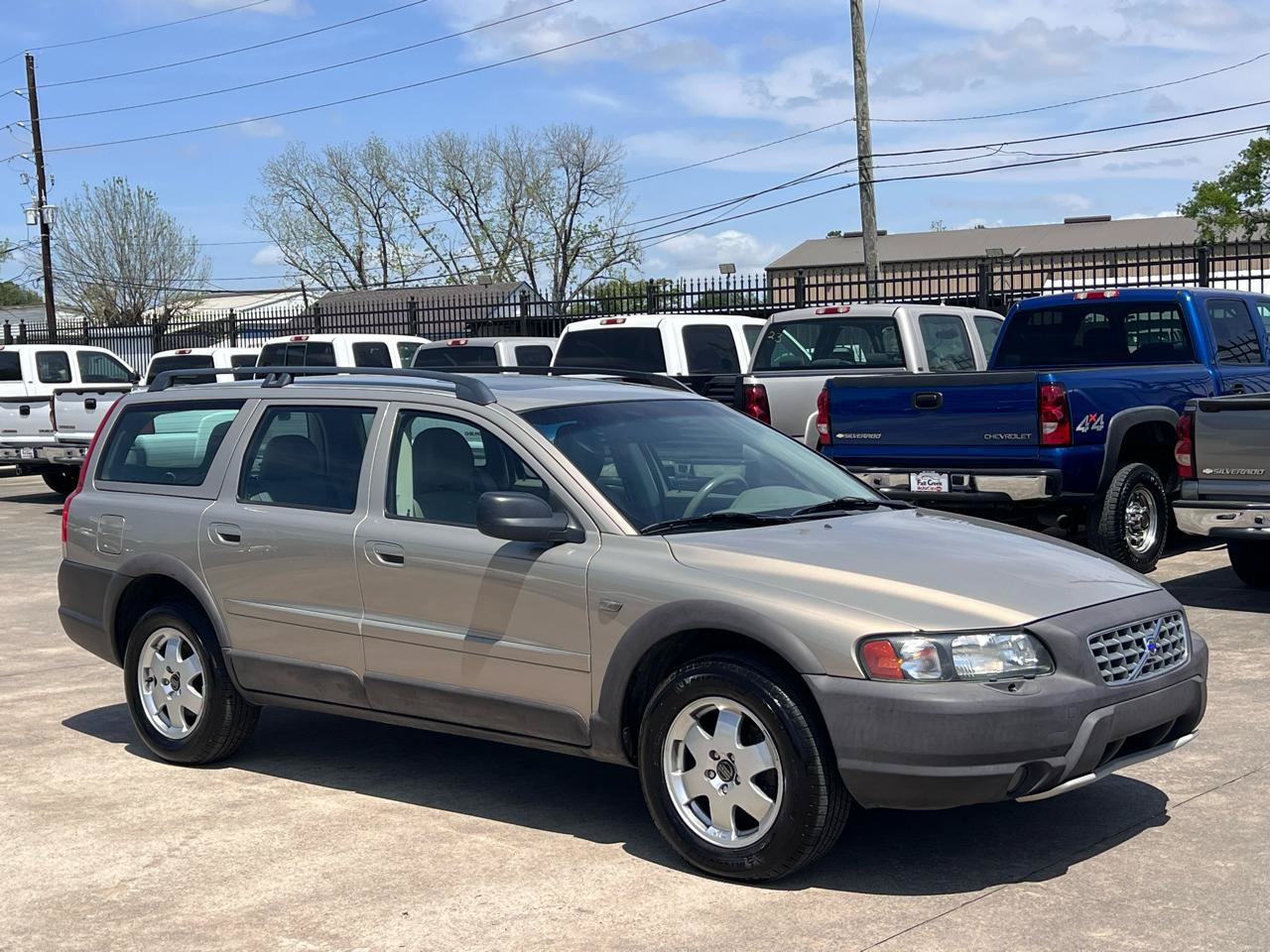 Used 2002 Volvo V70 Cross Country AWD/4WD image 7