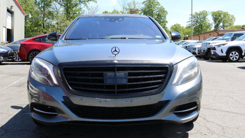 Used 2016 Mercedes-Benz S 550 4MATIC Sedan image 2