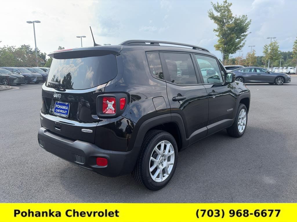 Used 2021 Jeep Renegade Latitude AWD/4WD image 7