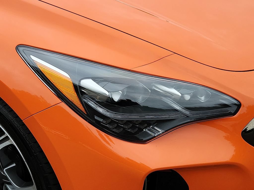 Used 2020 Kia Stinger GT2 AWD/4WD image 9