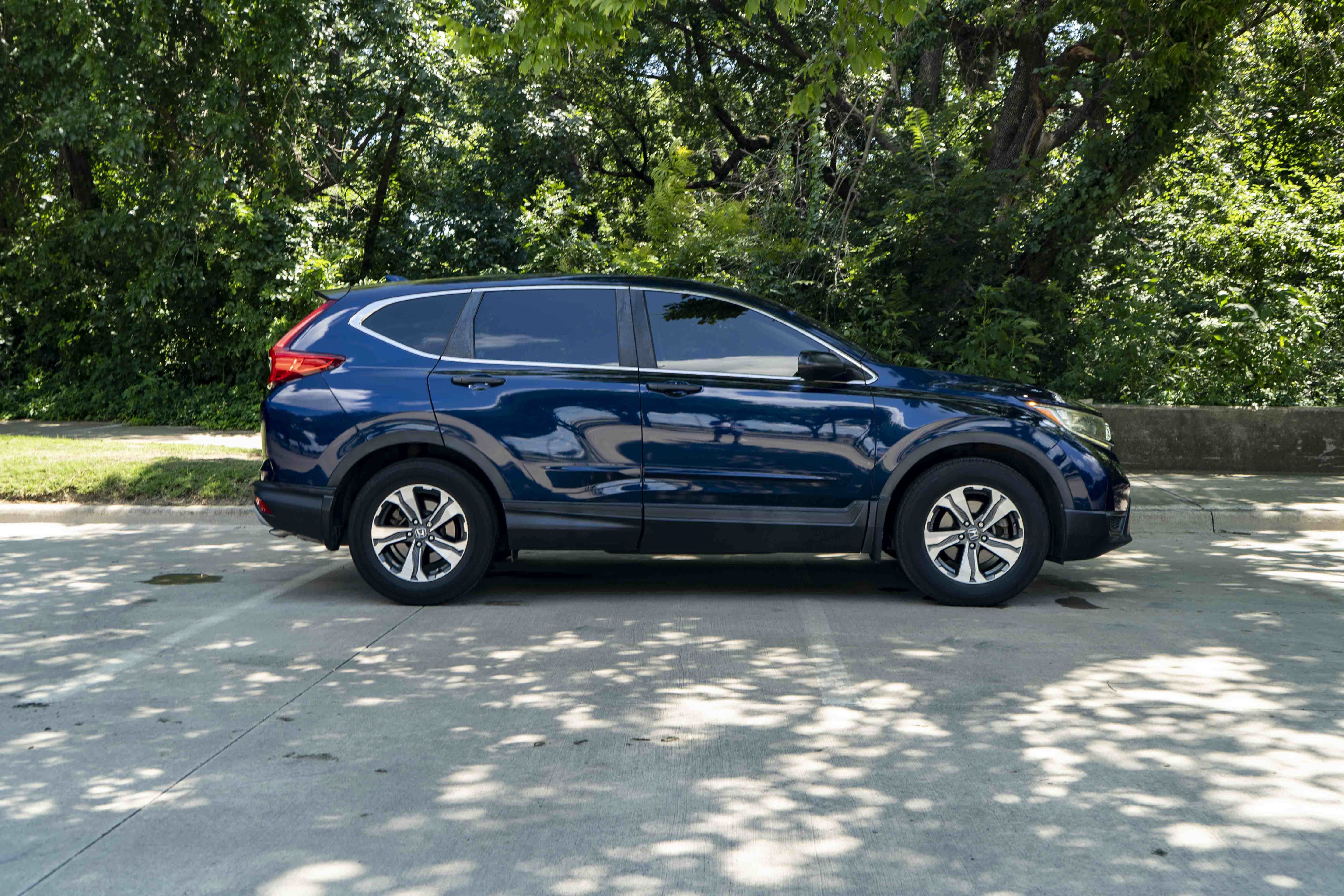 Used 2017 Honda CR-V LX image 10