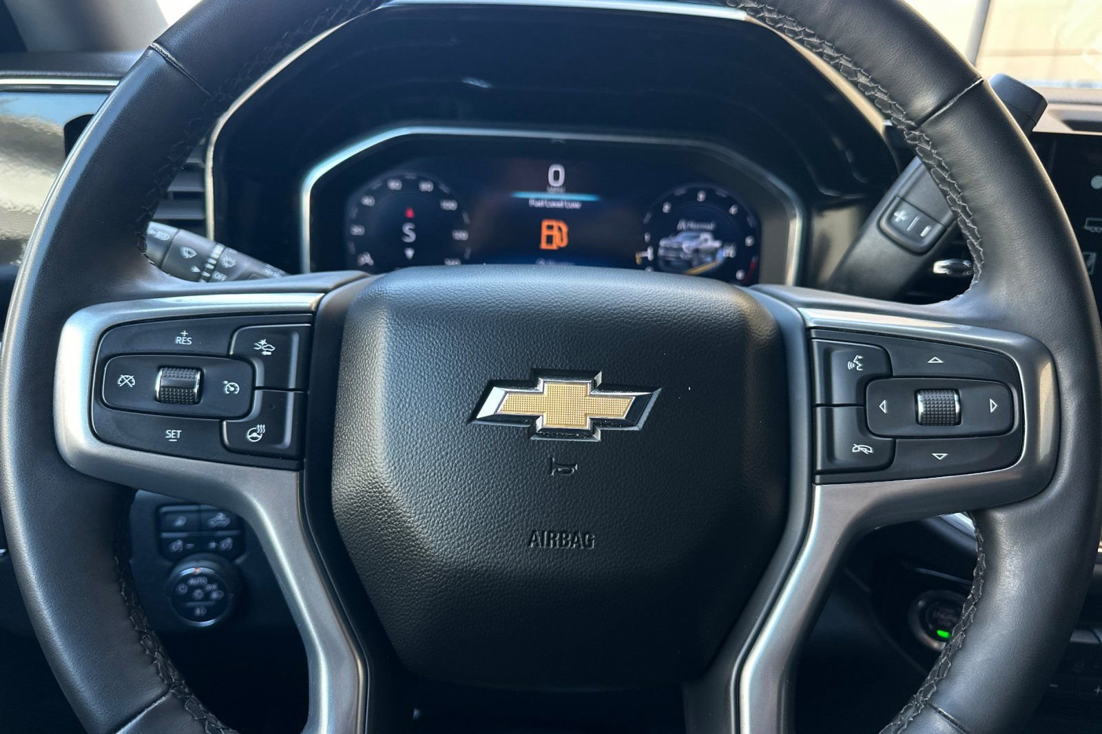 Used 2025 Chevrolet Silverado 2500 LT w/ Texas Edition AWD/4WD image 21