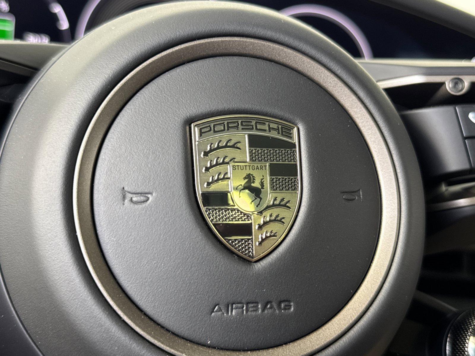 Used 2025 Porsche Taycan Turbo image 30