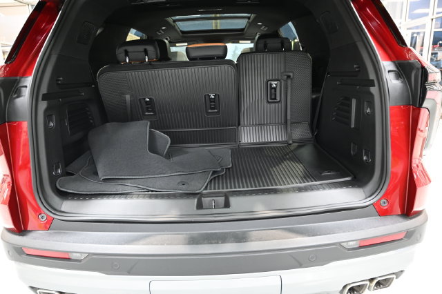 New 2027 Chevrolet Traverse Z71 w/ Enhanced Driving Package AWD/4WD image 30